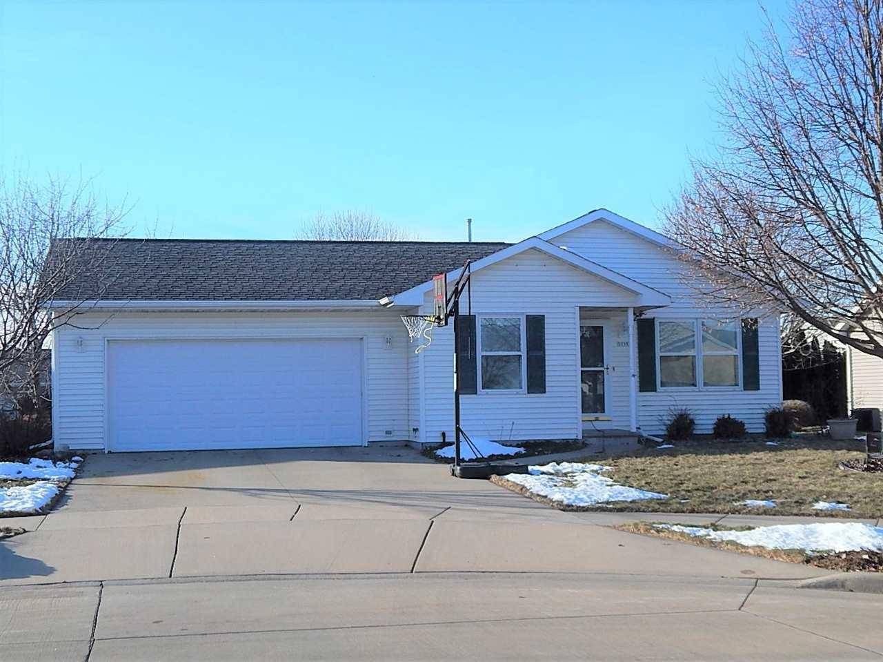 3735 PURPLE CREST COURT, Oshkosh, WI 54901-8212