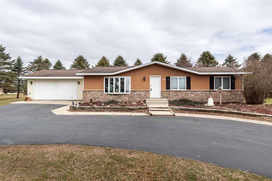 W3208 KROPP ROAD, Seymour, WI 54165-8532