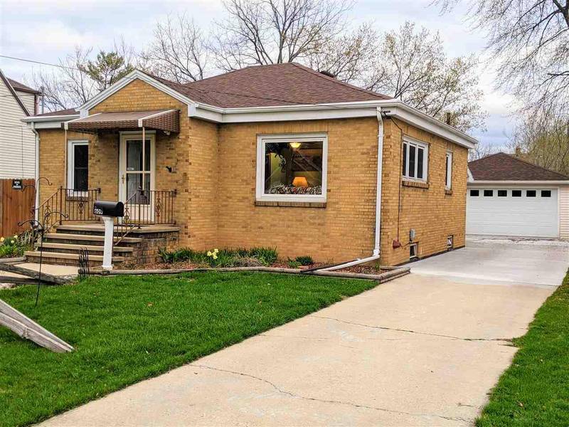 609 STATE STREET, Menasha, WI 54952