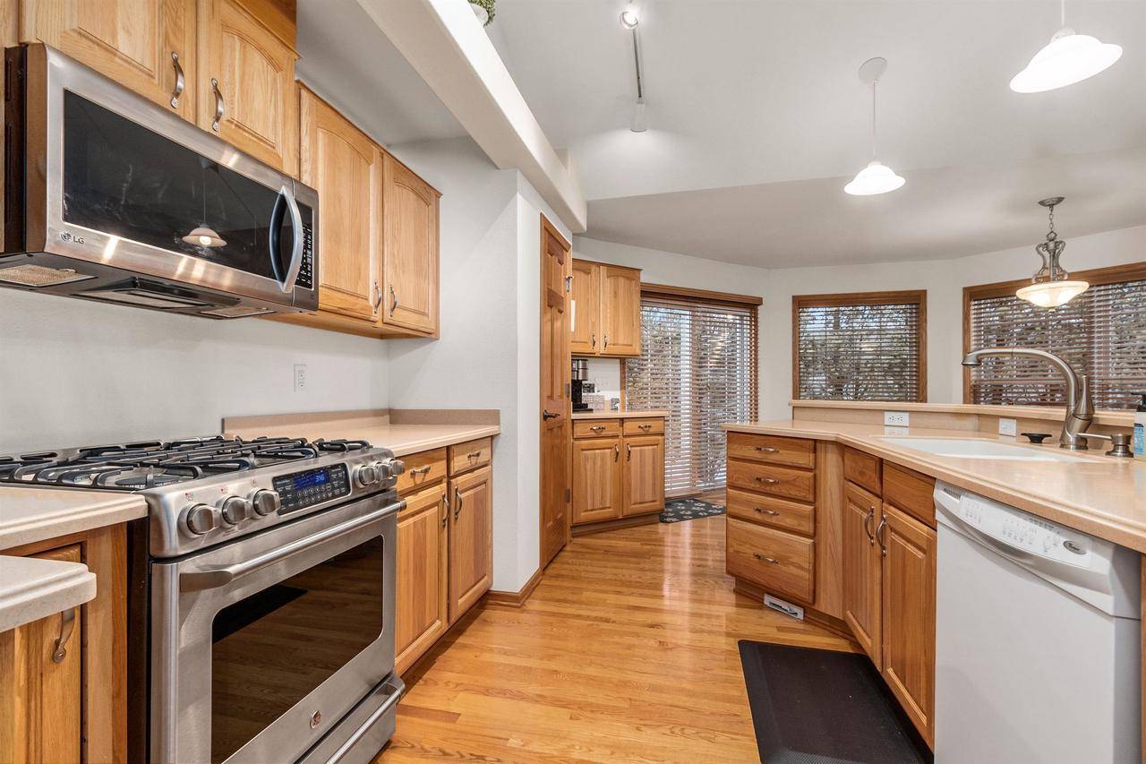 Appleton, WI 54913,1534 W STARVIEW DRIVE