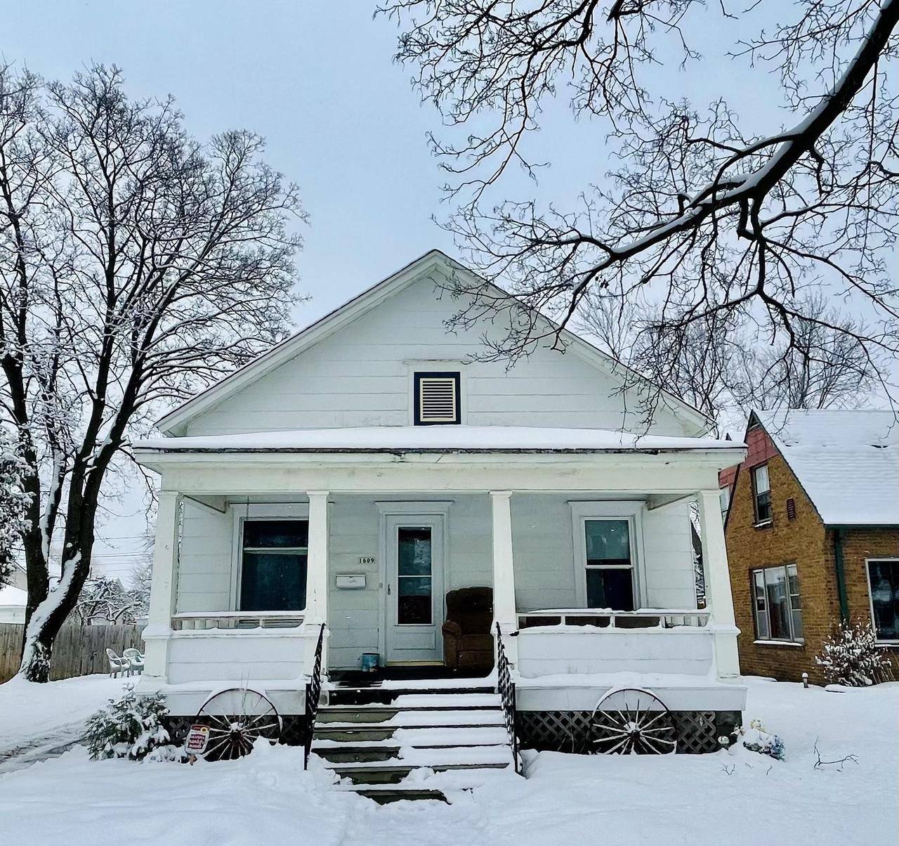 1609 14TH AVENUE, Menominee, MI 49858