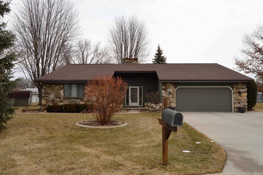 2100 CORTLAND DRIVE, Appleton, WI 54914-1986