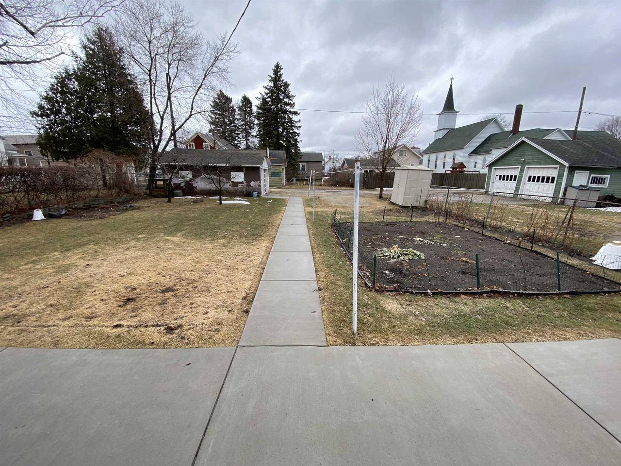 Menomonie, MI 49858,605 13TH AVENUE
