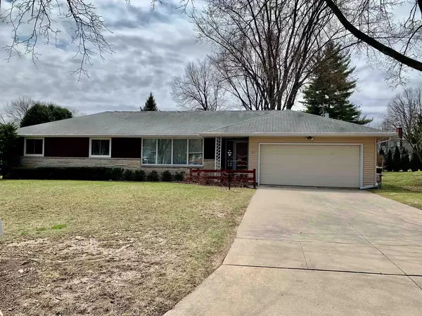 913 RASMUSSEN PLACE, Green Bay, WI 54304-4436