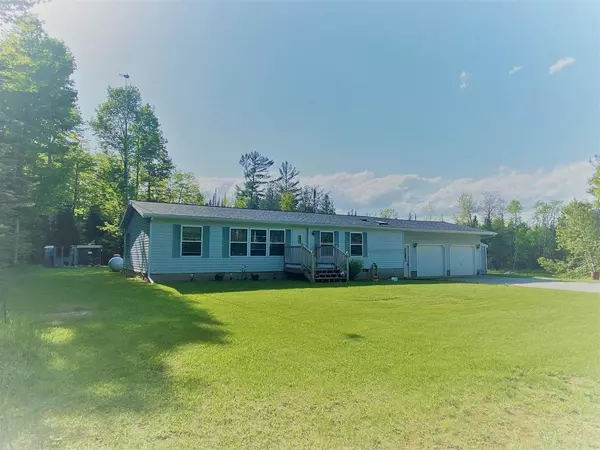 N6949 HWY M-35, Cedar River, MI 49887