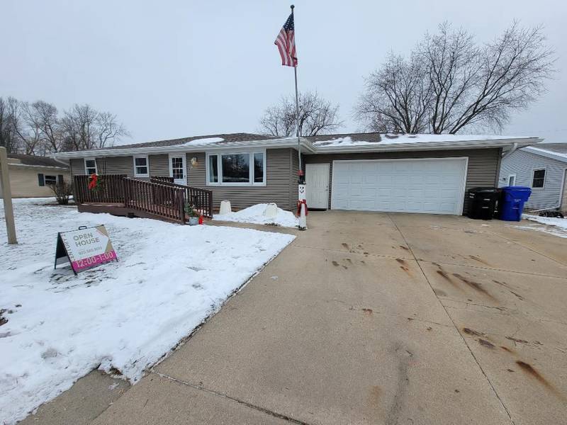 1201 S LEE STREET, Appleton, WI 54915