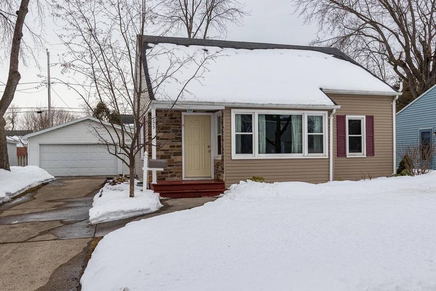 223 E FRANCES STREET, Appleton, WI 54911