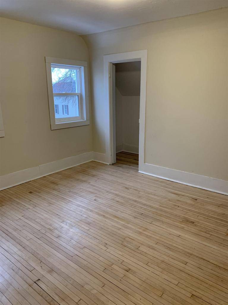 Marinette, WI 54143,1853 WISCONSIN STREET