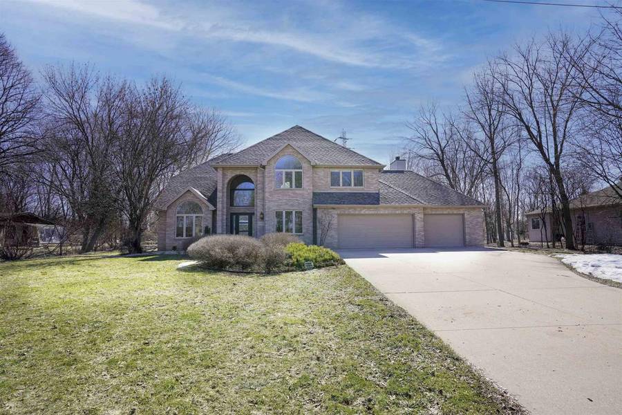 2325 STROEBE ISLAND DRIVE, Appleton, WI 54914