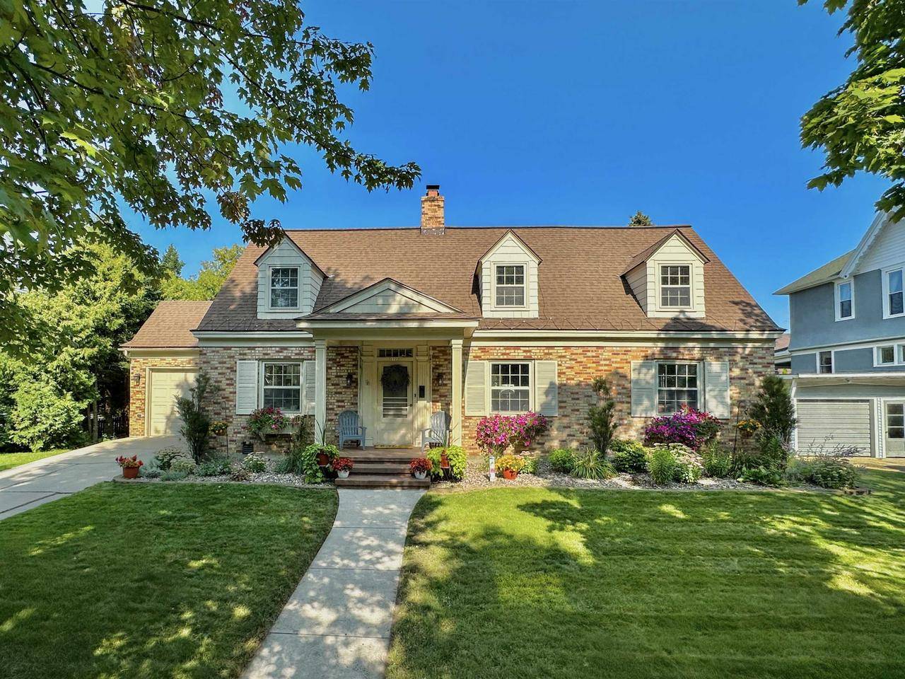 1722 7TH STREET, Menominee, MI 49858