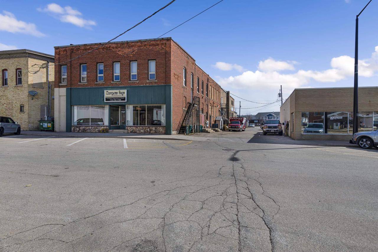 Marinette, WI 54143,1629 MAIN STREET