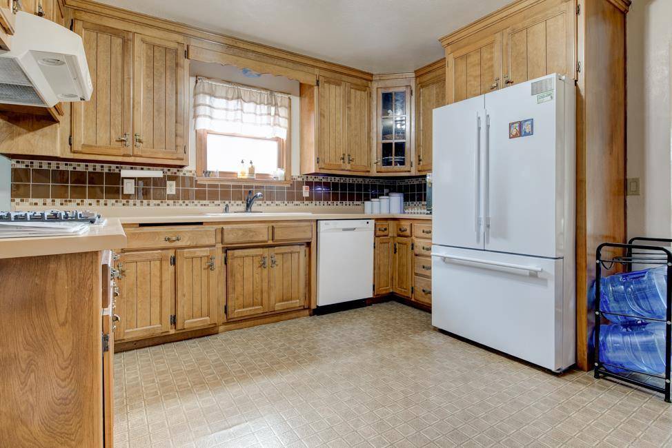 Marinette, WI 54143,N4483 SCHACHT ROAD