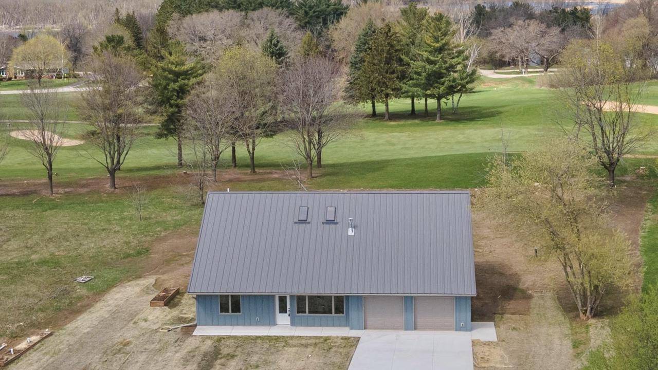 N8568 SEWARD DRIVE, Berlin, WI 54923