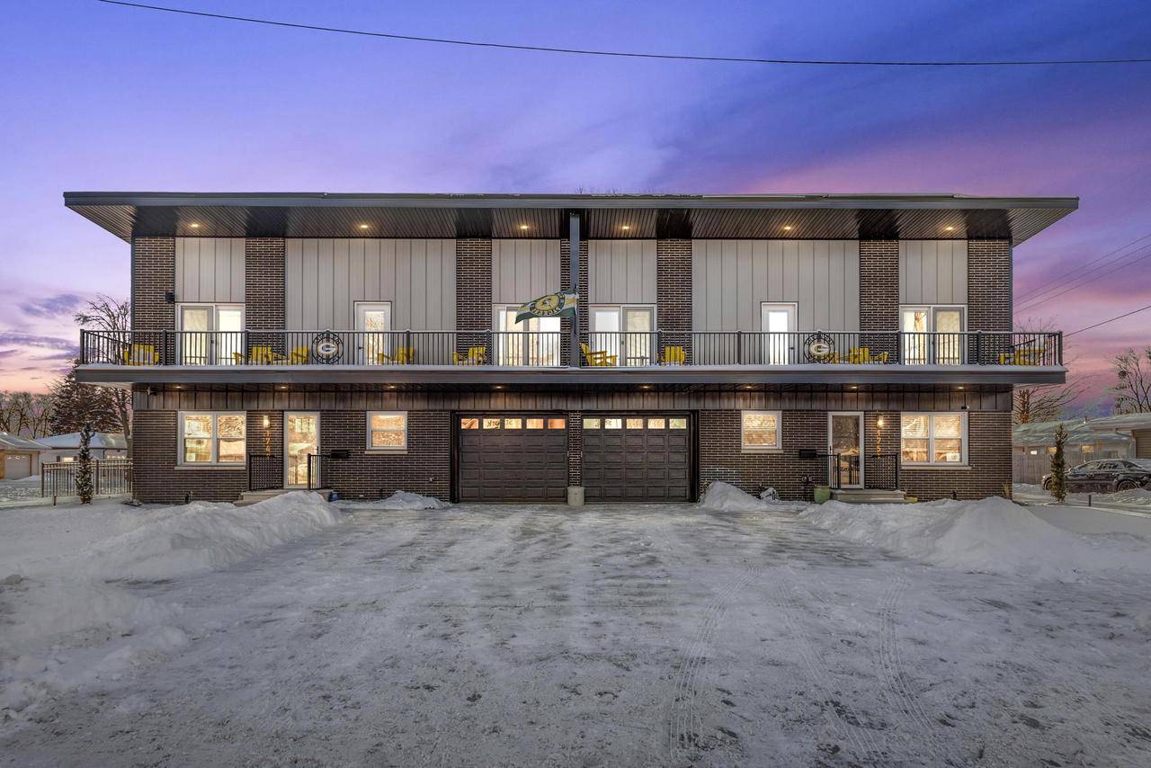 1749 S ONEIDA STREET, Green Bay, WI 54304