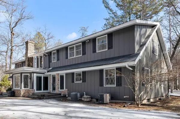 Marinette, WI 54143,716 SUNSET DRIVE