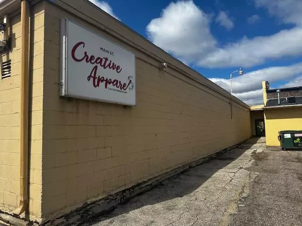 1038 MAIN STREET, Oconto, WI 54153-1538