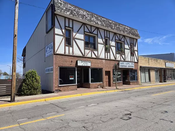 1708 MAIN STREET, Marinette, WI 54143