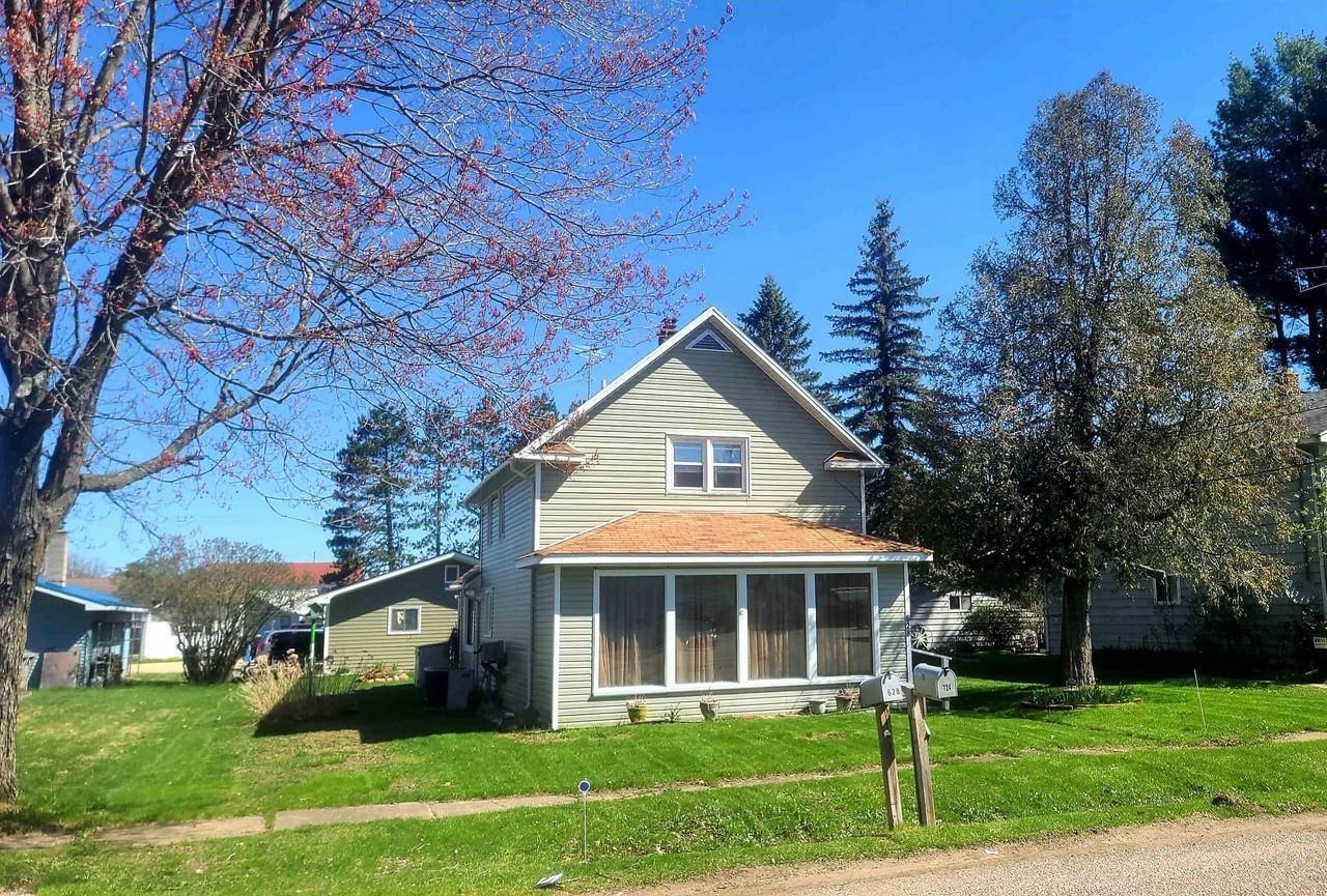 628 SCHOOL STREET, White Lake, WI 54491