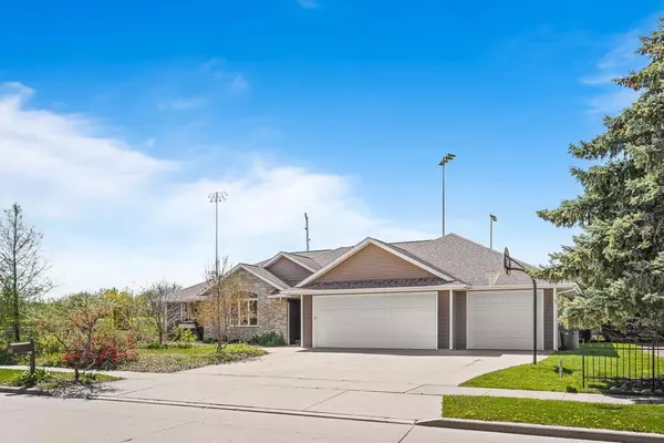 Kimberly, WI 54136-1900,528 CORTLAND COURT