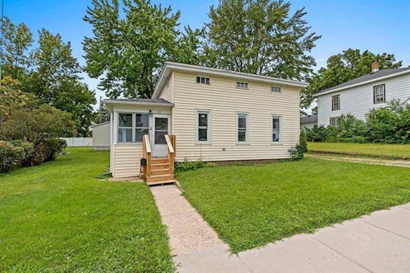145 S STATE STREET, Berlin, WI 54923