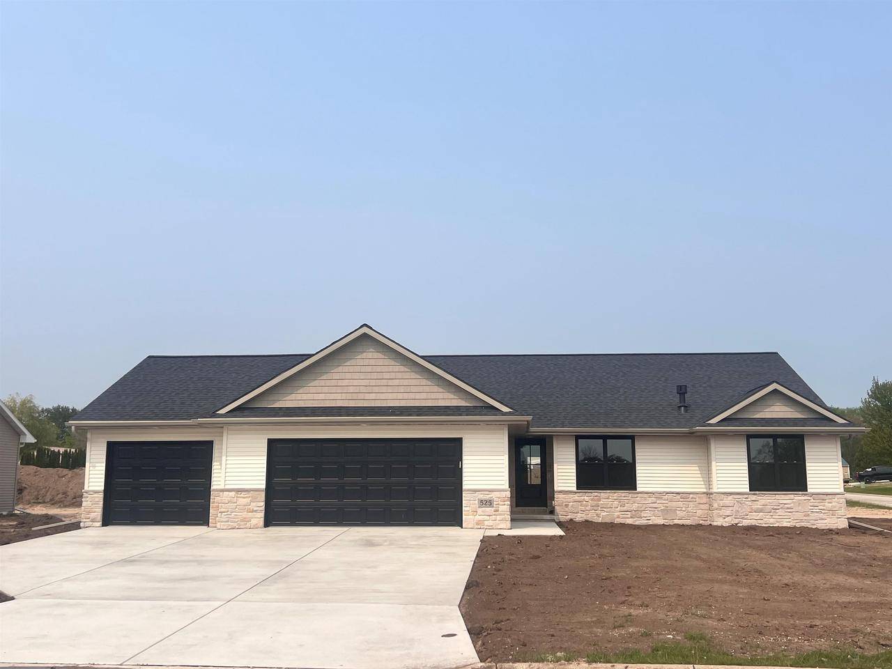 525 KIRKLAND AVENUE, Algoma, WI 54201