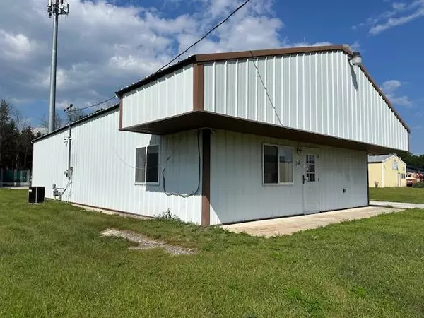 Oconto, WI 54153-0000,148 EVERGREEN ROAD