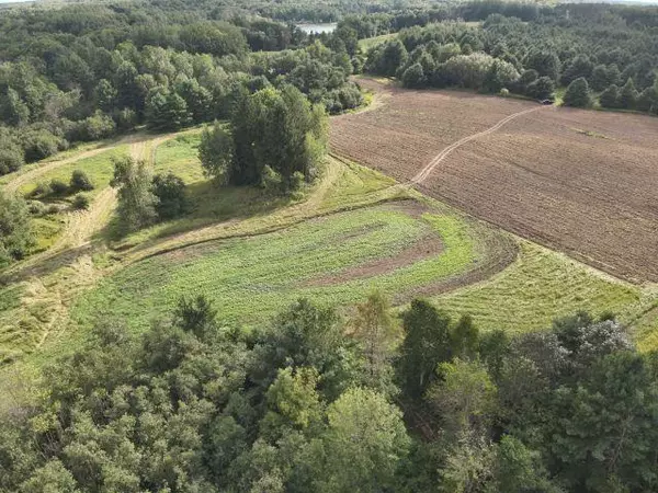 Gillett, WI 54124,6386 KELLY ROAD