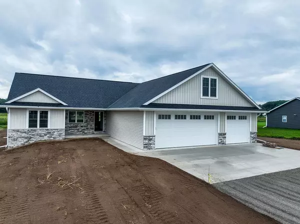 3715 WESTPOINT ROAD, Suamico, WI 54313