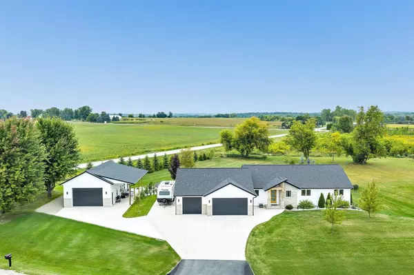 W6084 AUTUMN MIST TRAIL, Appleton, WI 54913