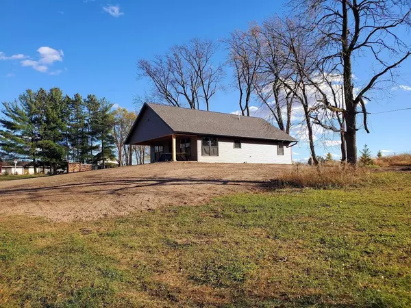 247 E MADISON STREET, Clintonville, WI 54929