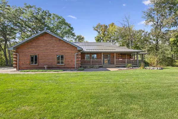 Embarrass, WI 54933,810 E RIVERVIEW LANE