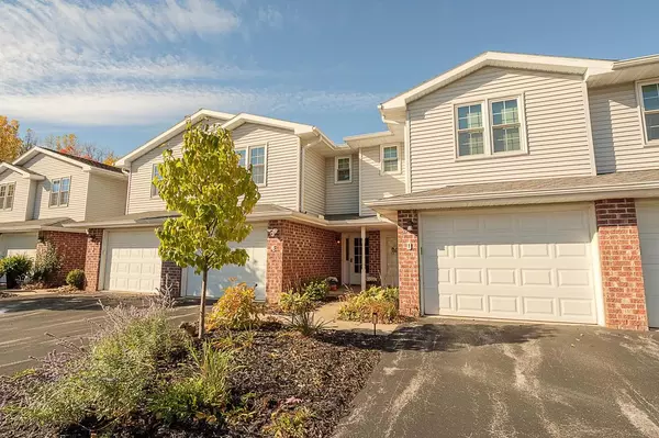 2579 TELLURIDE TRAIL #E, Green Bay, WI 54313-3909