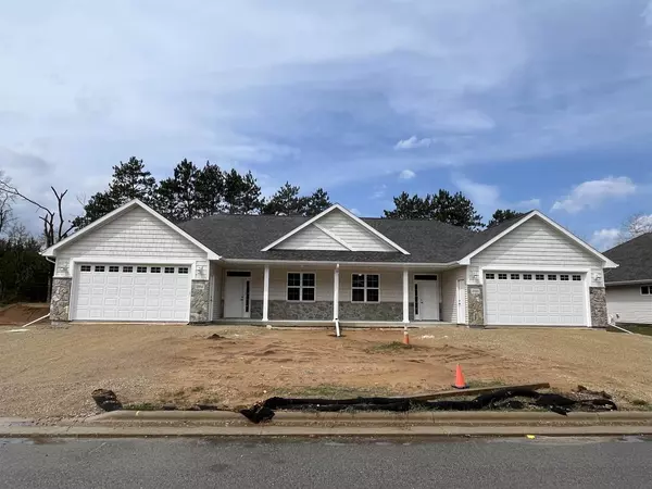 2093 ABBEY ROAD, New London, WI 54961-8782