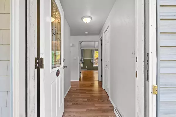 Suamico, WI 54313,3683 AUSTRIAN LANE