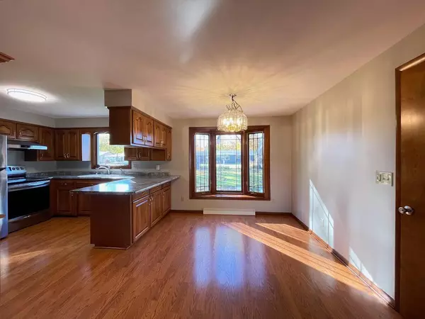 Green Bay, WI 54304-4119,1217 MORRIS AVENUE