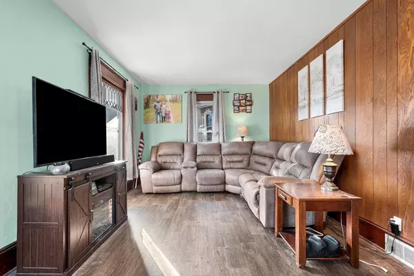 Hortonville, WI 54944,313 S MILL STREET