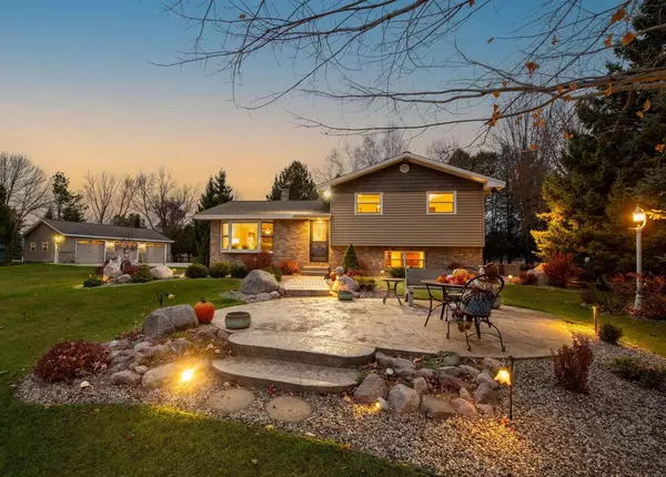 Menominee, MI 49858,N700 S P-3 LANE