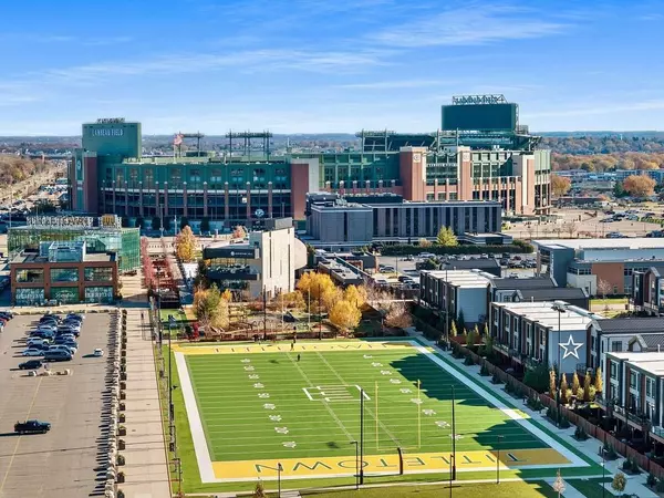 Green Bay, WI 54304-4135,1108 BROOKWOOD DRIVE