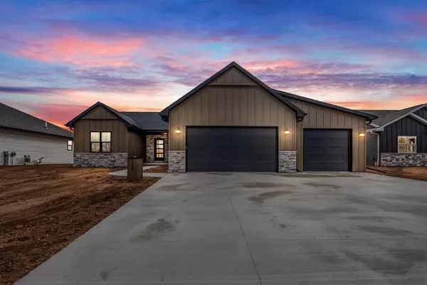 Green Bay, WI 54311,2998 CREEKWOOD DRIVE