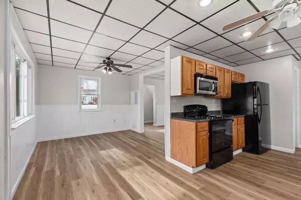 New London, WI 54961,609 W COOK STREET