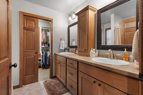 Shawano, WI 54166,1480 BIRCH HILL LN