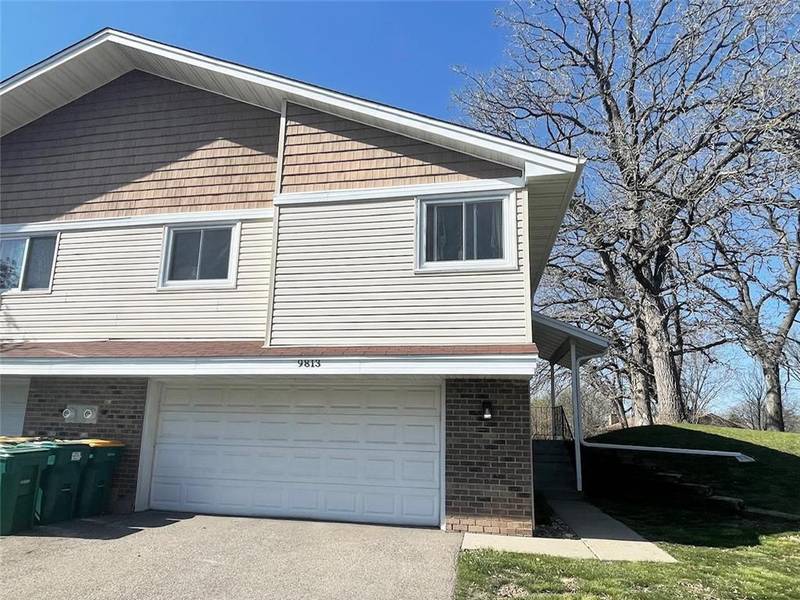 9813 Cavell Circle, Bloomington, MN 55438