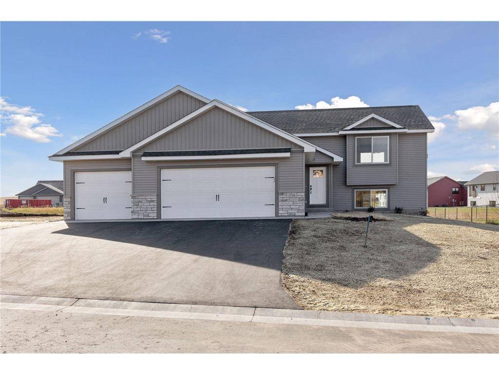 194 Pintail Street, Baldwin, WI 54002