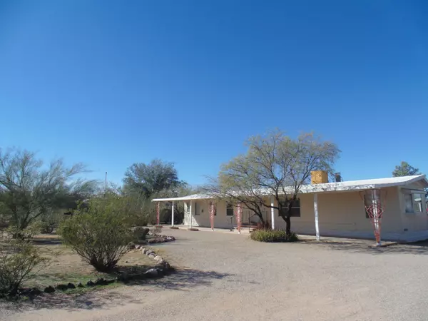 7175 N Guthrie Road, Tucson, AZ 85743