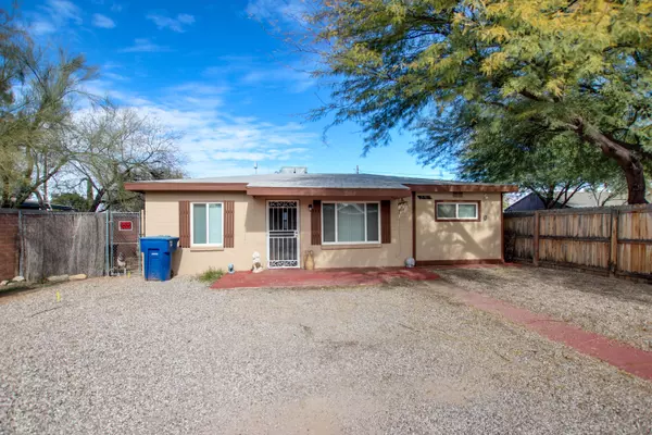 2707 E Towner Street, Tucson, AZ 85716