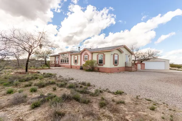 49327 E Mifflin Road, Tucson, AZ 85739