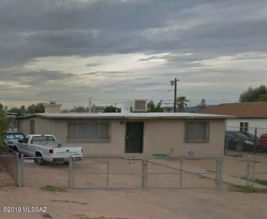 407 W District Street, Tucson, AZ 85714