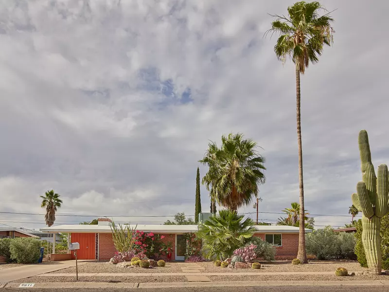 5911 E Eli Street, Tucson, AZ 85711