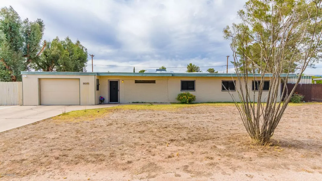 5621 E Beverly Street, Tucson, AZ 85711