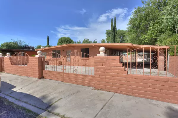 57 Chula Vista Lane, Nogales, AZ 85621